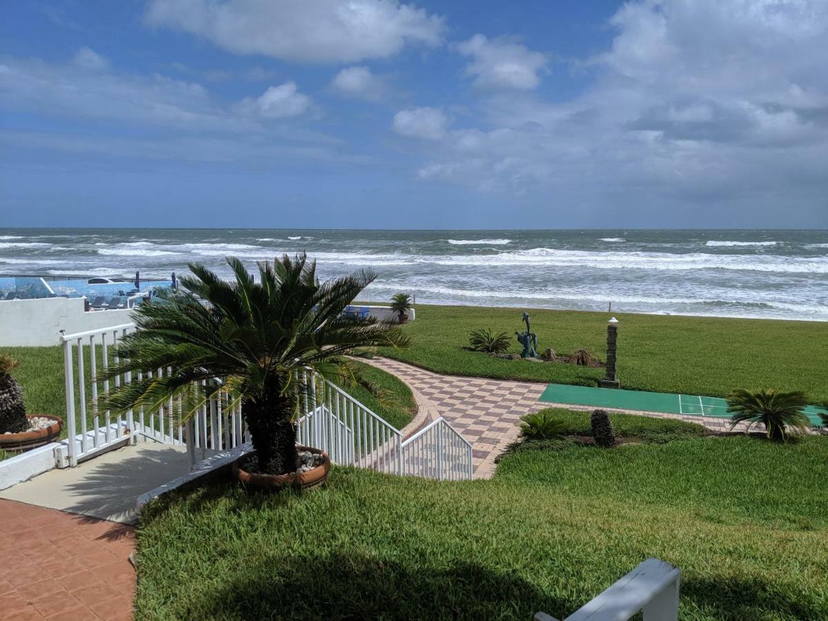 Shoreline Suites & Cabana Cottages - Beachfront Daytona Beach Exterior photo